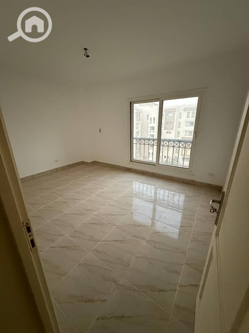 6 526fad46-bab4-40ed-9e6d-7652d0f76375. jpg