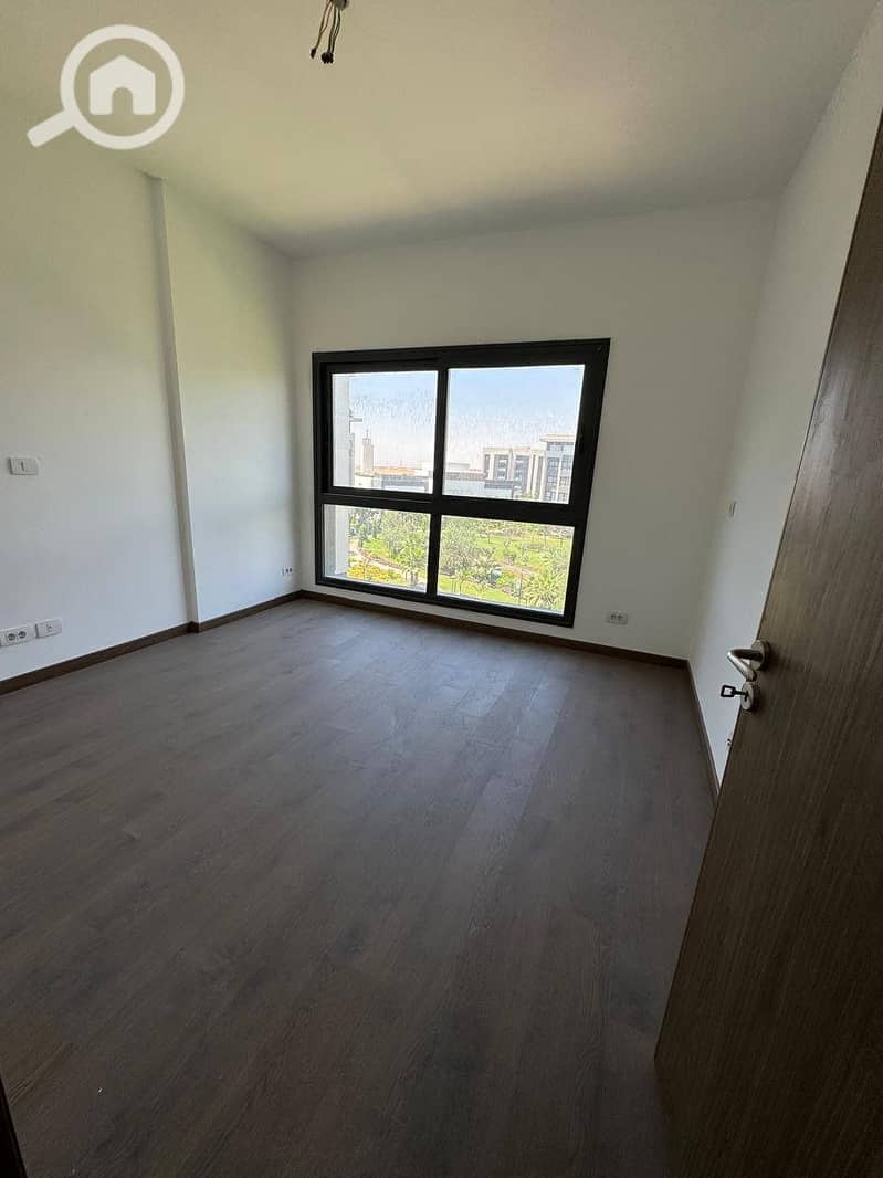 4 328b97fa-525f-470a-b19e-34ab9253182c (1). jpg