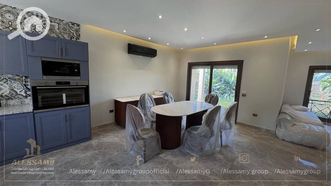 2 882e0446-7656-4d06-9380-80c12d2d9177. jpeg