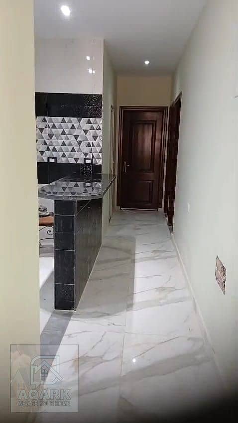 9 b14003f3-60fd-442c-8b8d-f5a0e532af8e. jpg