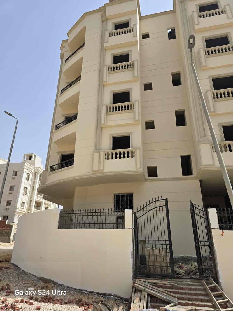 4 166e7275-5f2f-4dfb-bd8e-16890d01f920. jpg