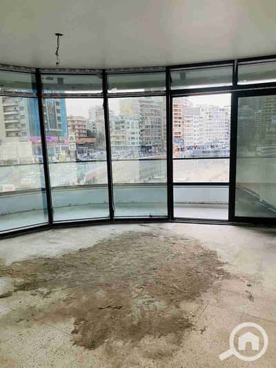 فلیٹ 4 غرف نوم للبيع في ستانلي، الإسكندرية - IMG-20251112-WA0071. jpg