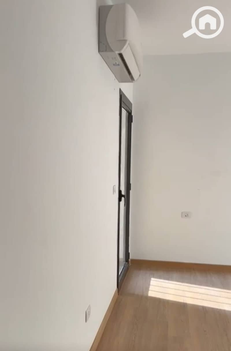 5 WhatsApp Image 2025-12-08 at 3.37. 46 PM (2). jpeg