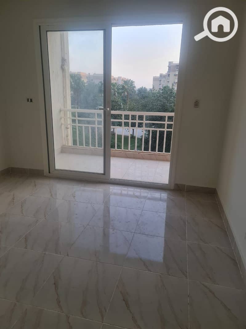 7 8aadbab5-f5b0-459b-aa01-ecca259193d4. jpg