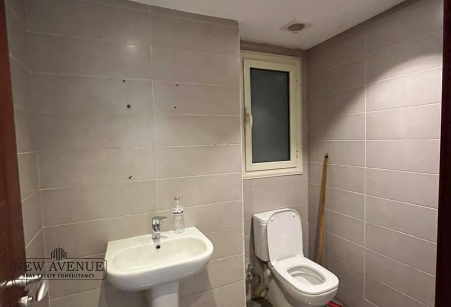 6 b6f75db5-464b-452b-8772-1a194e3a1230. jpg