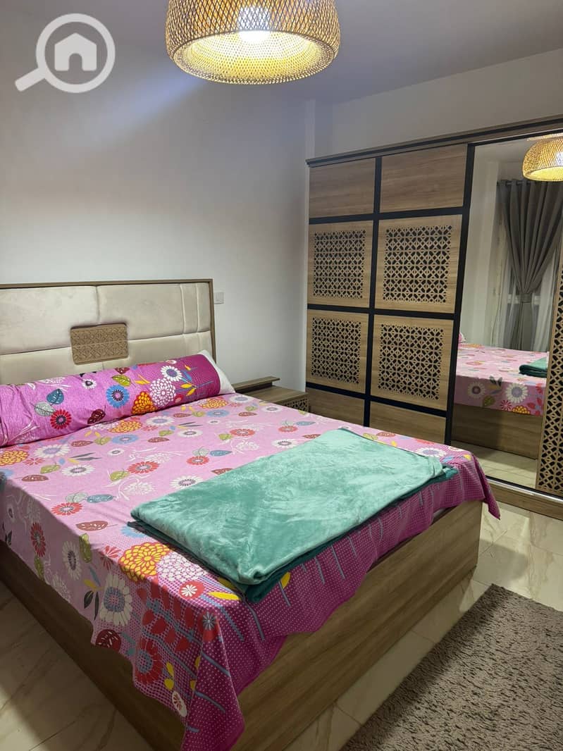 2 5925dc3f-5993-476f-acc0-45e538e8fe74. jpg