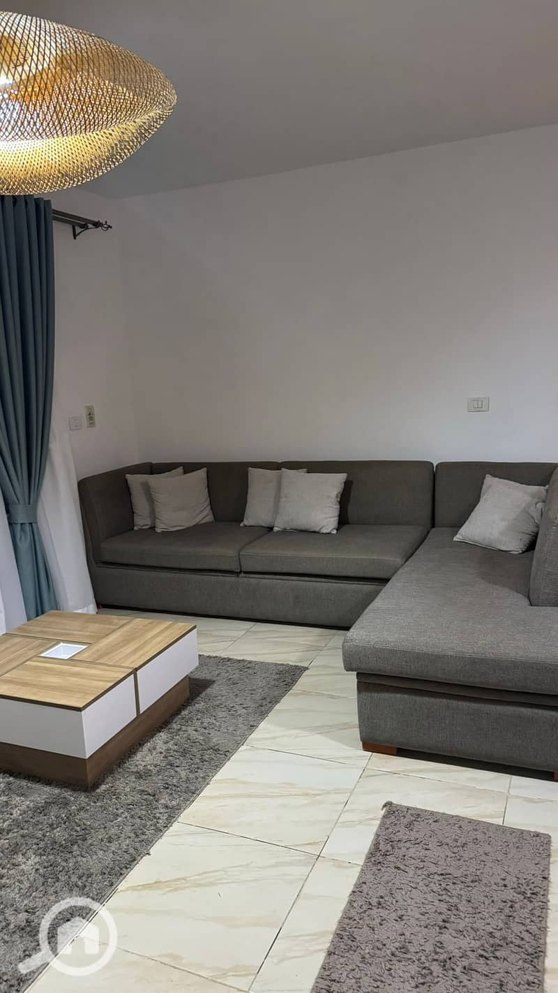 16 d18afe2f-cbbb-4c2e-9db3-92e7bb0ae957. jpg