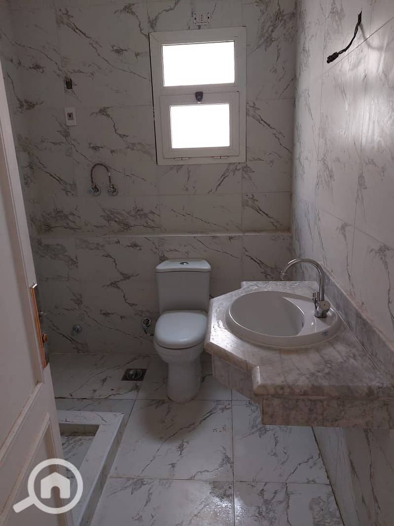 5 485d5826-4148-4d09-bb79-fcac217b7082. jpg