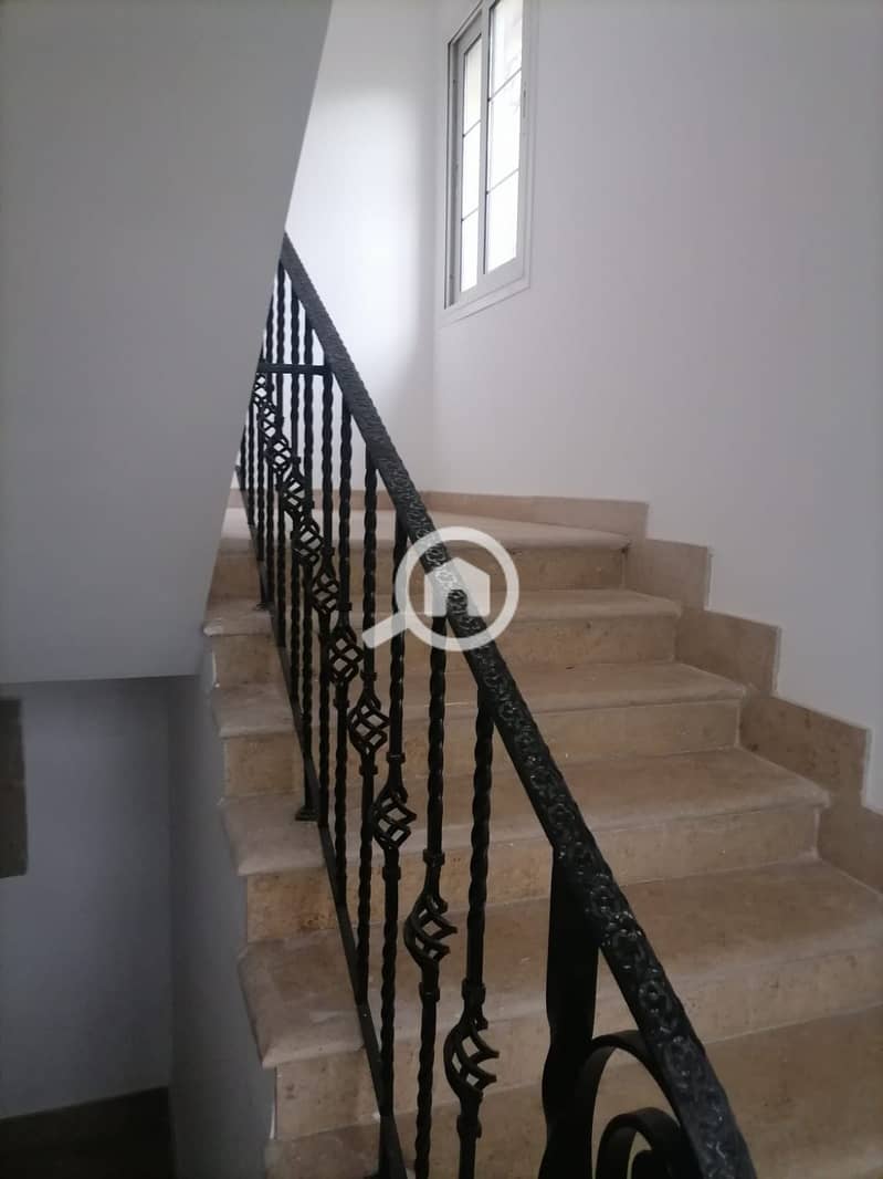 17 WhatsApp Image 2021-12-29 at 9.41. 21 PM (1). jpeg