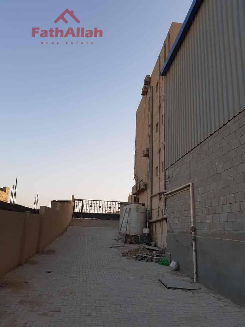 2 dac731fb-5e15-4ae7-b6ec-4ca0803ba2e2. jpg