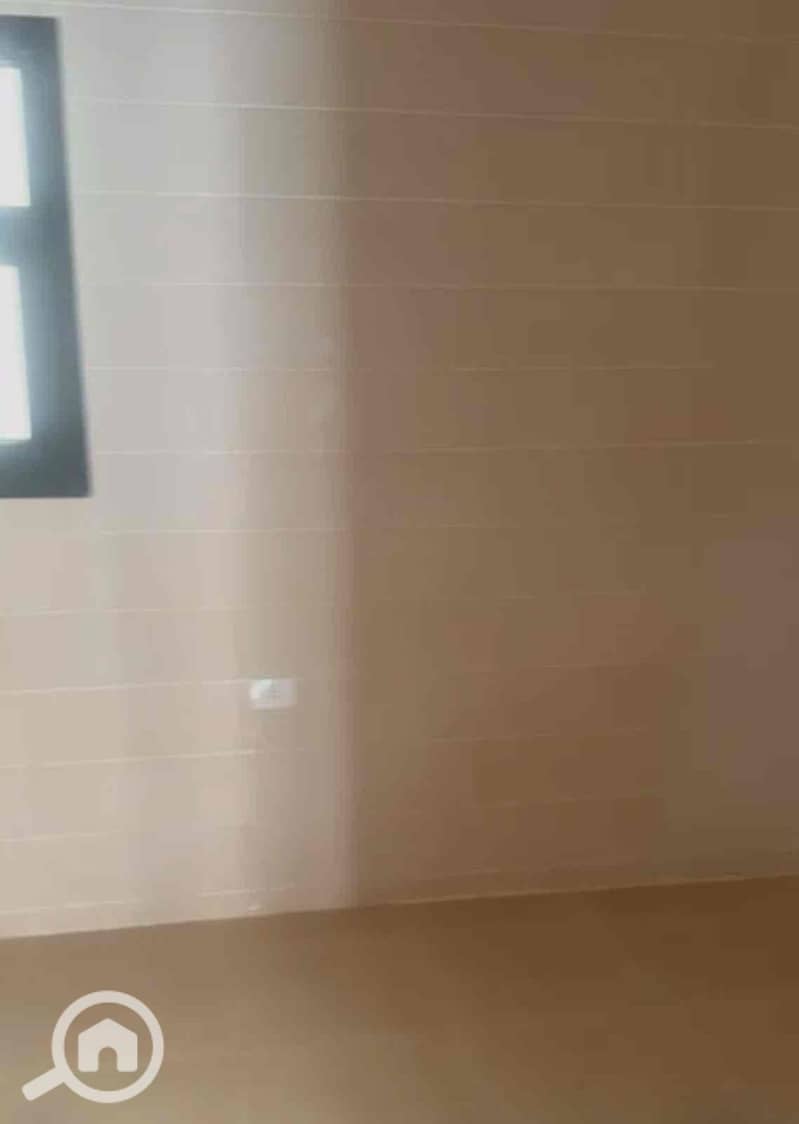 11 627a7a9f-d0c3-4b04-a205-808491c5f2a6. jpg