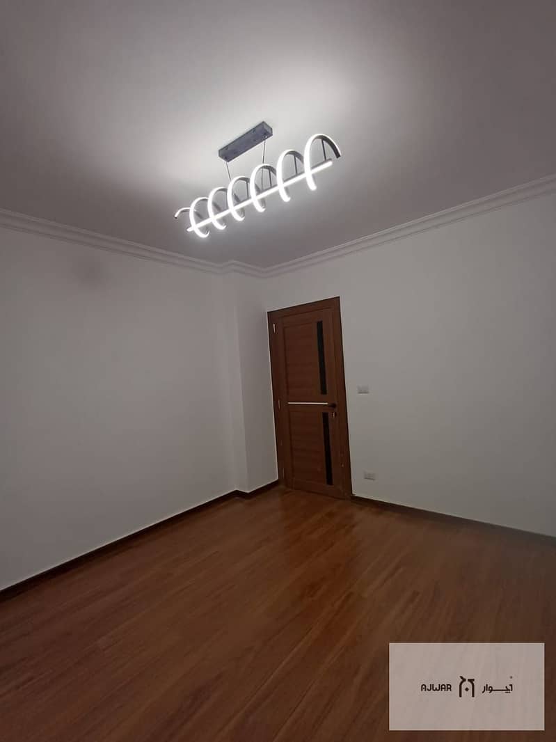 5 15268b29-1fc2-47f2-9d7f-77f65328ee3e. jpg