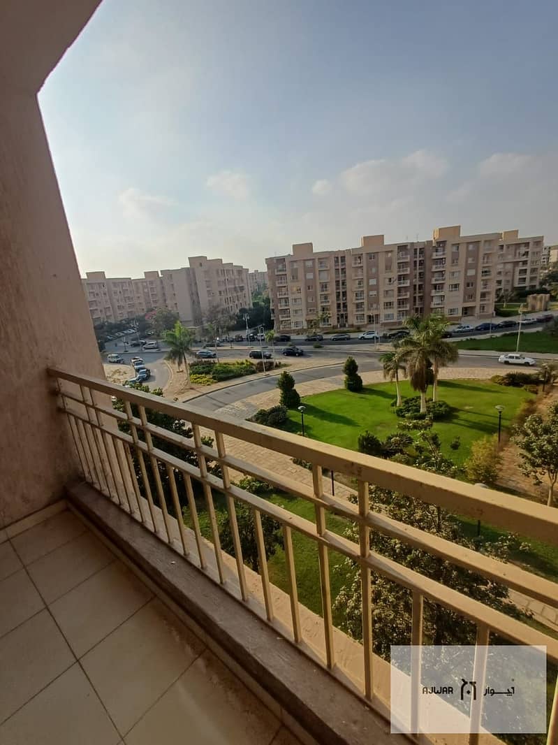 6 dfc4e4c6-bec5-4276-8a71-a4b3d3e195bc. jpg