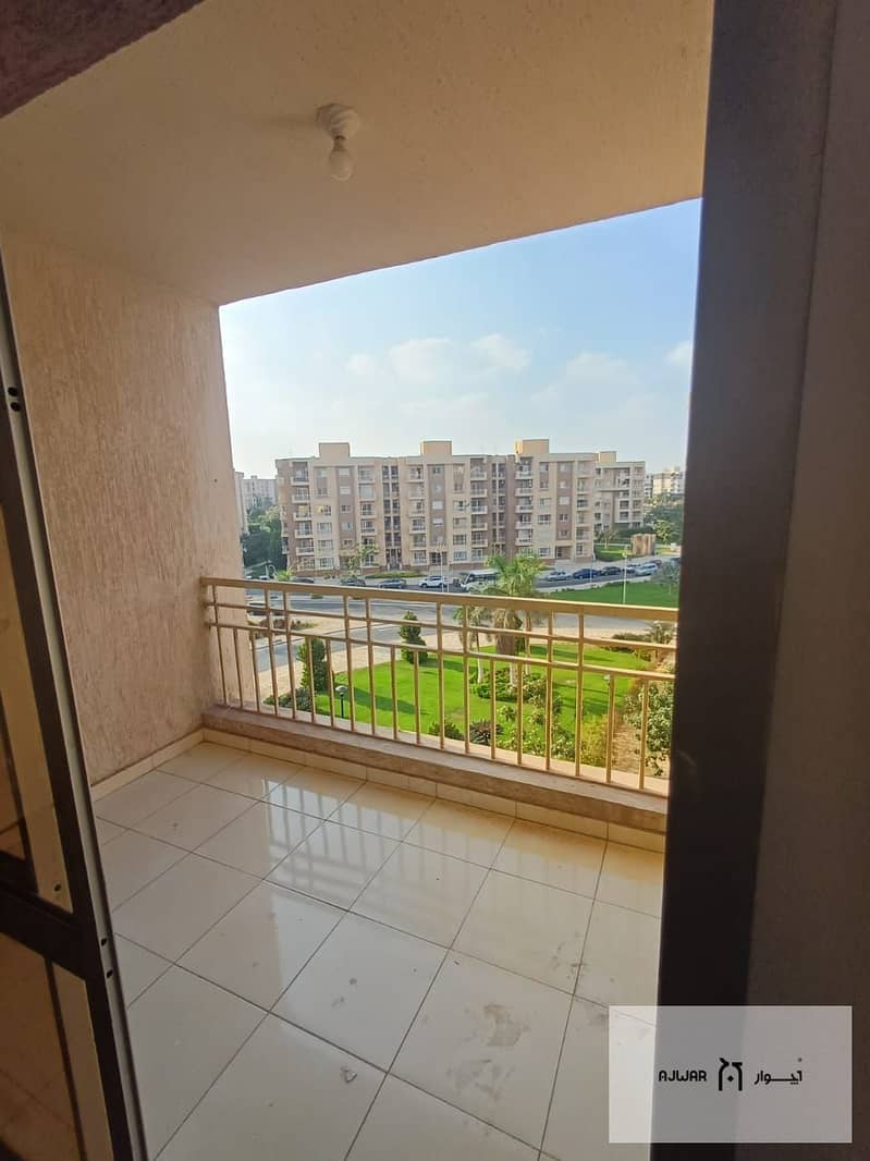 7 0a40afaf-20da-4ea2-a171-167b40a62fce. jpg