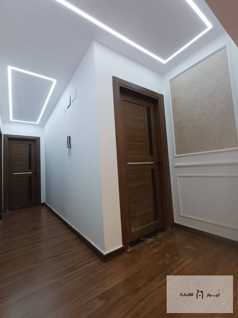 11 459f5242-9a12-41b5-90d8-0344bcbfe568. jpg