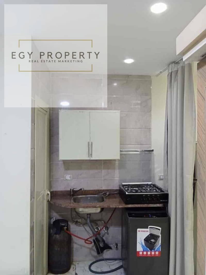 4 589e0cd0-372f-4e4a-b430-4e8f0baae011. jpg