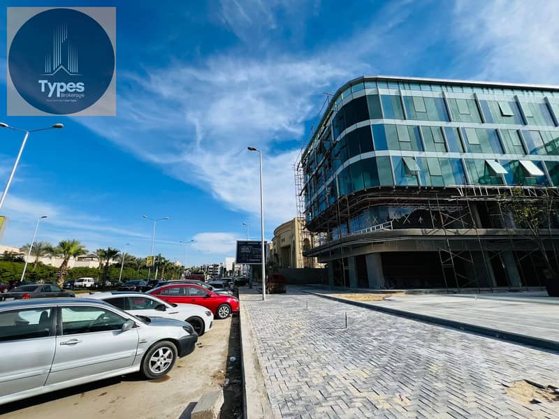 3 7a9037bf-a6cf-42f5-b4aa-22d9a6d97f6d. jpg