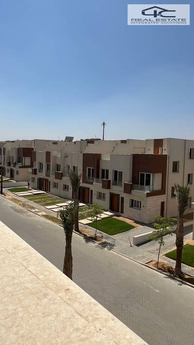 4 Bedroom Townhouse for Sale in New Cairo, Cairo - WhatsApp Image 2025-12-16 at 10.45. 55 AM (3). jpeg 4 Bedroom Townhouse for Sale in New Cairo, Cairo - WhatsApp Image 2025-12-16 at 10.45. 55 AM (3). jpeg