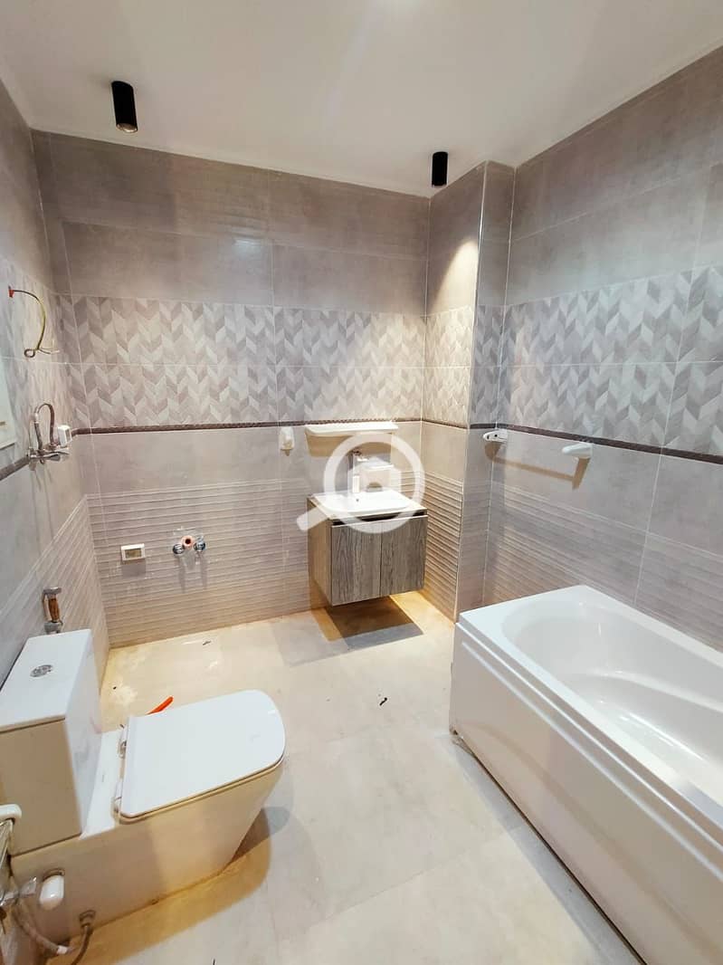 7 IMG-20251216-WA0022. jpg