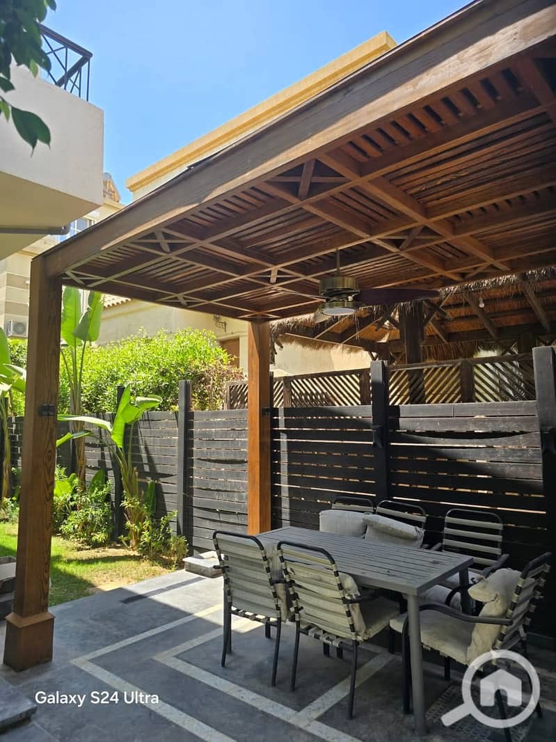 7 595604444_1499984185463486_7435627716226158489_n. jpg