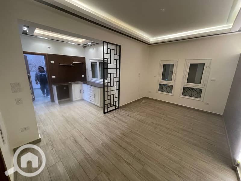 10 595636395_1499984772130094_9209135885241950222_n. jpg