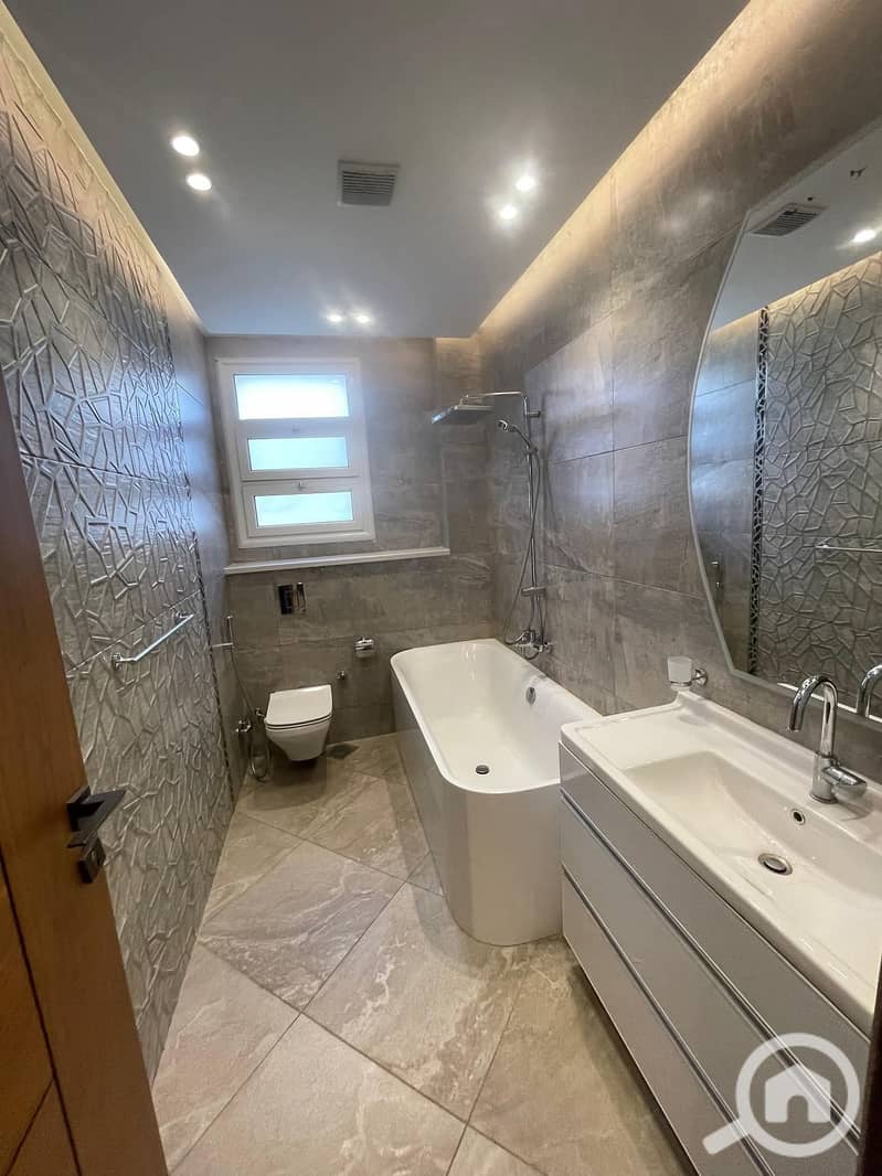 18 595837168_1499984602130111_6080731998437931745_n. jpg