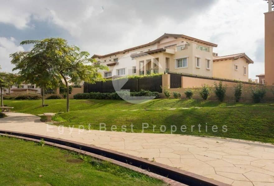 8 9fd8edf9-a6cc-4f55-b06b-c0d72f40ca0b. jpg