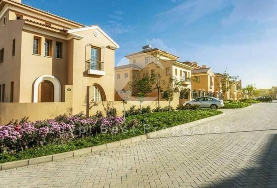 23 e720c0e3-dc48-4cc8-ae41-e7b870e1dbb8. jpg