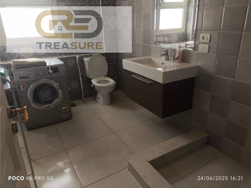 10 WhatsApp Image 2025-12-15 at 2.50. 54 PM. jpg