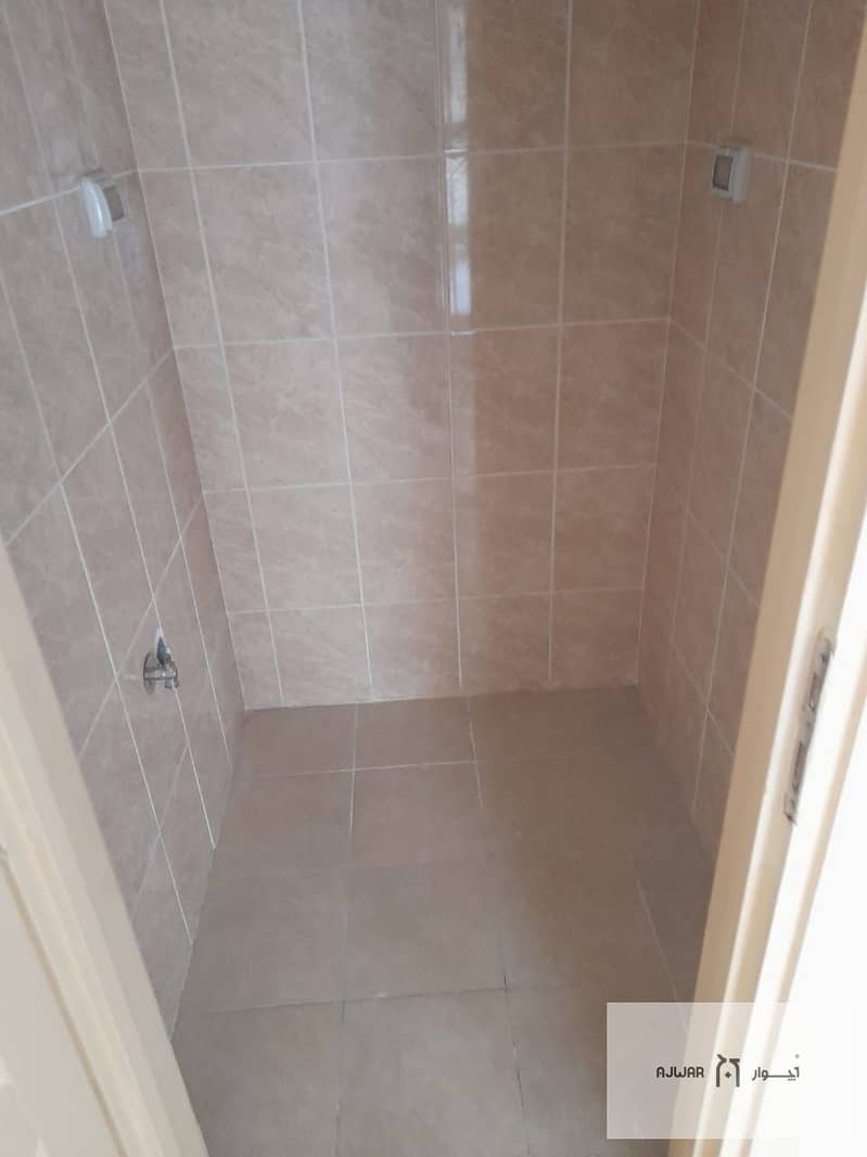 9 903c40a3-f611-4b1e-ae20-2141d5121038. jpg