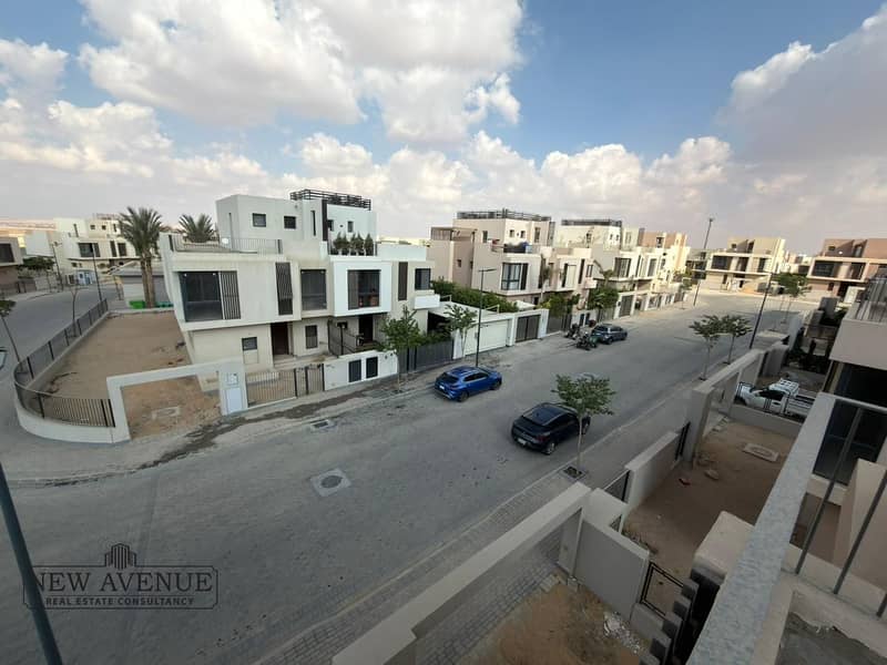 2 WhatsApp Image 2025-12-10 at 11.32. 59_e07d03c9. jpg