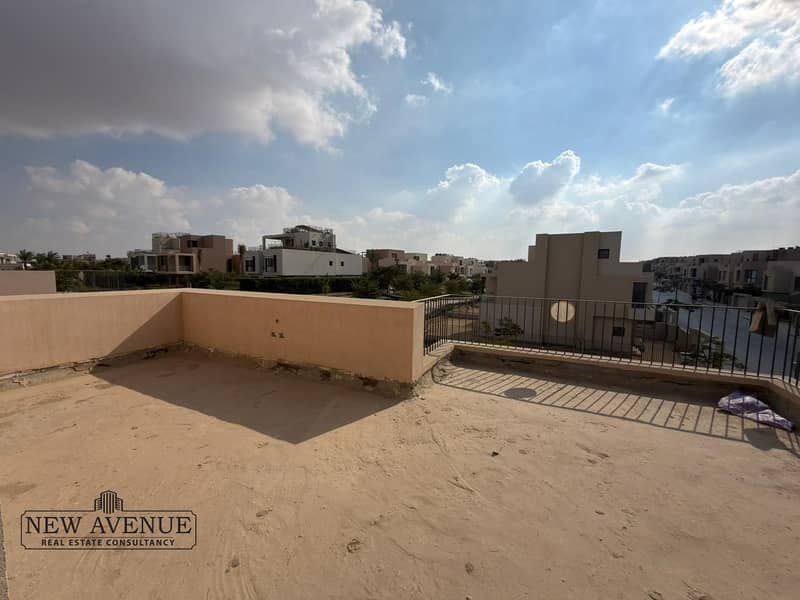 8 WhatsApp Image 2025-12-10 at 11.32. 57_02781c01. jpg