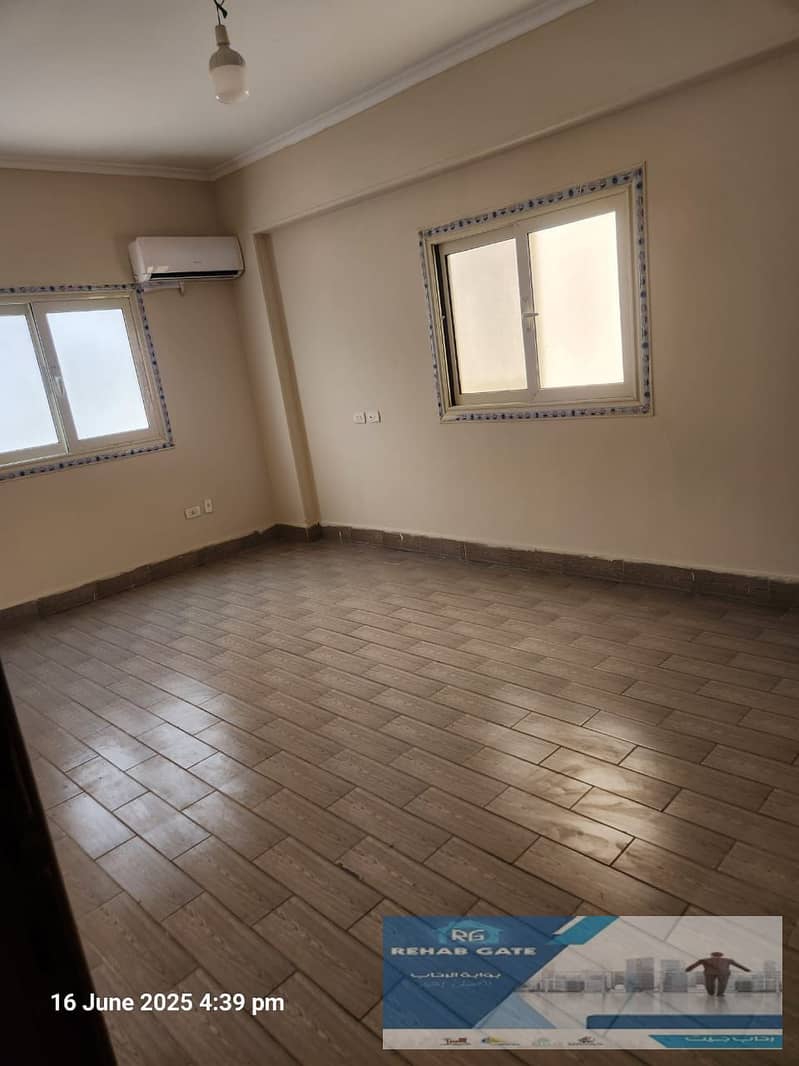 5 21f38ef9-ce94-463d-a517-4d055a679ee5. jpg