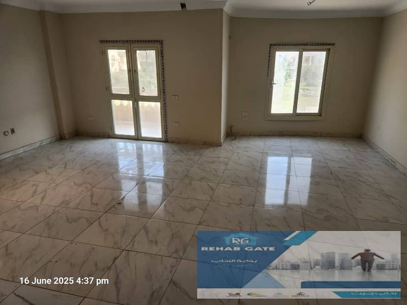 10 d09cf79b-03e8-49a6-9d10-2dae45bbd853. jpg