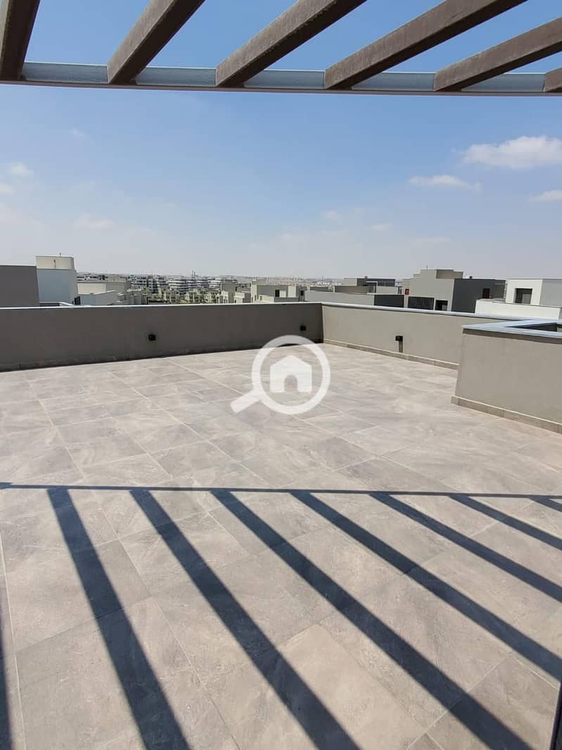 5 WhatsApp Image 2025-12-15 at 8.07. 35 PM (2). jpeg