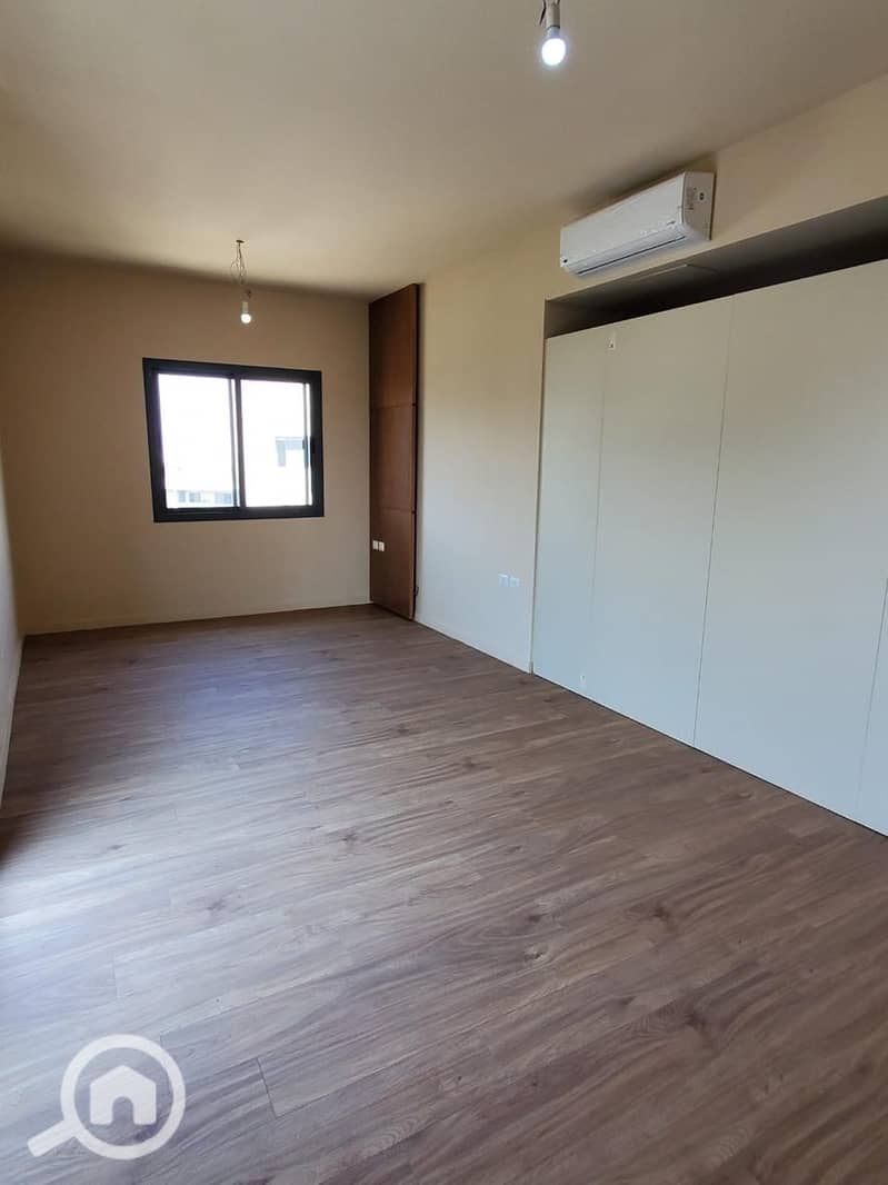 7 WhatsApp Image 2025-12-15 at 8.07. 31 PM. jpeg