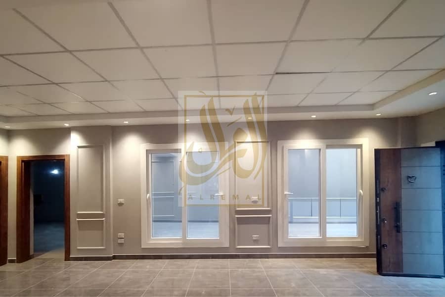 21 20251216_1408_تنظيف الأرضية الخارجية_remix_01kckgxpprfa4v81jxfmcwgh46. png