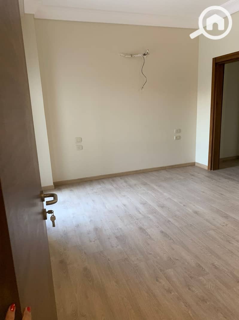 5 WhatsApp Image 2025-12-16 at 11.43. 46 AM. jpeg