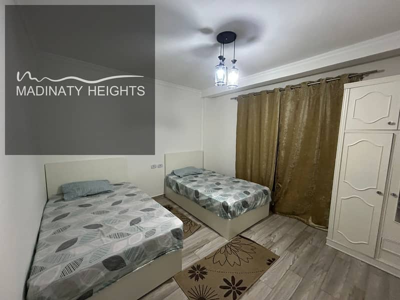 4 WhatsApp Image 2025-12-16 at 10.44. 56_79b8ba85. jpg