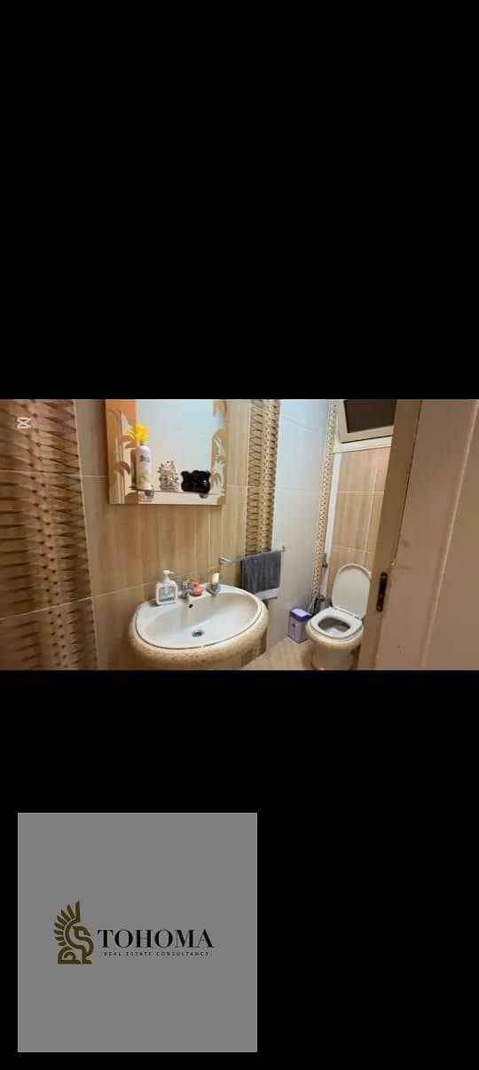 4 2e82c929-2189-4e2f-bce2-4fb8d0c7065a. jpg