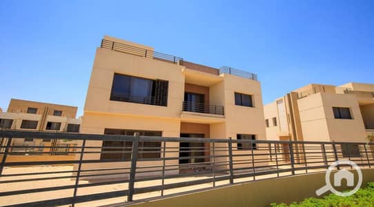 فیلا 5 غرف نوم للبيع في الشيخ زايد، الجيزة - Screenshot 2025-05-07 224508. png