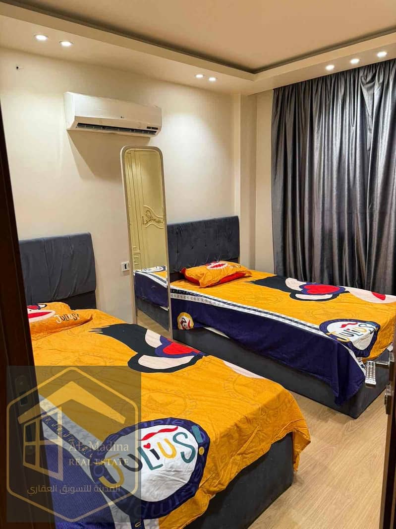 4 4392a58e-c633-4062-a34f-b8c75956181e. jpg