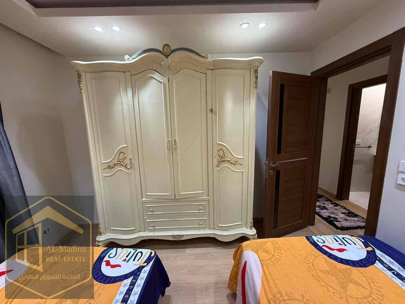 5 a2771aa9-1322-40e3-ad5f-d2572a9b781a. jpg