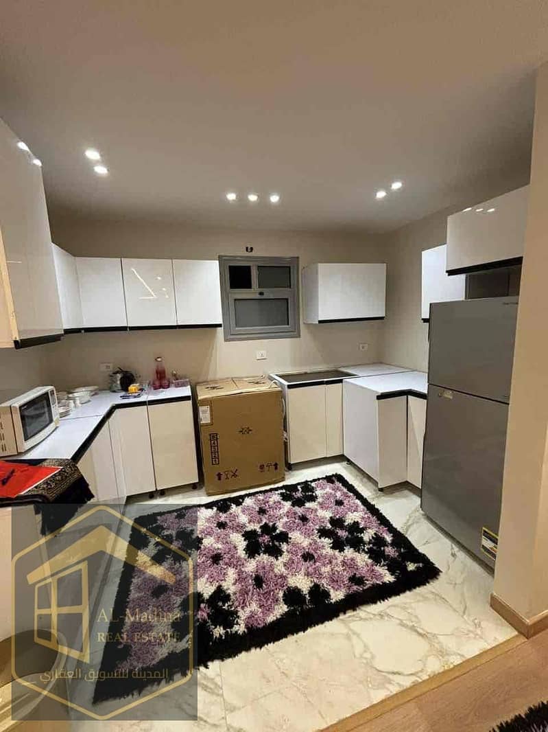 10 9ebbbb97-8753-45b6-88f7-90740c0b630f. jpg