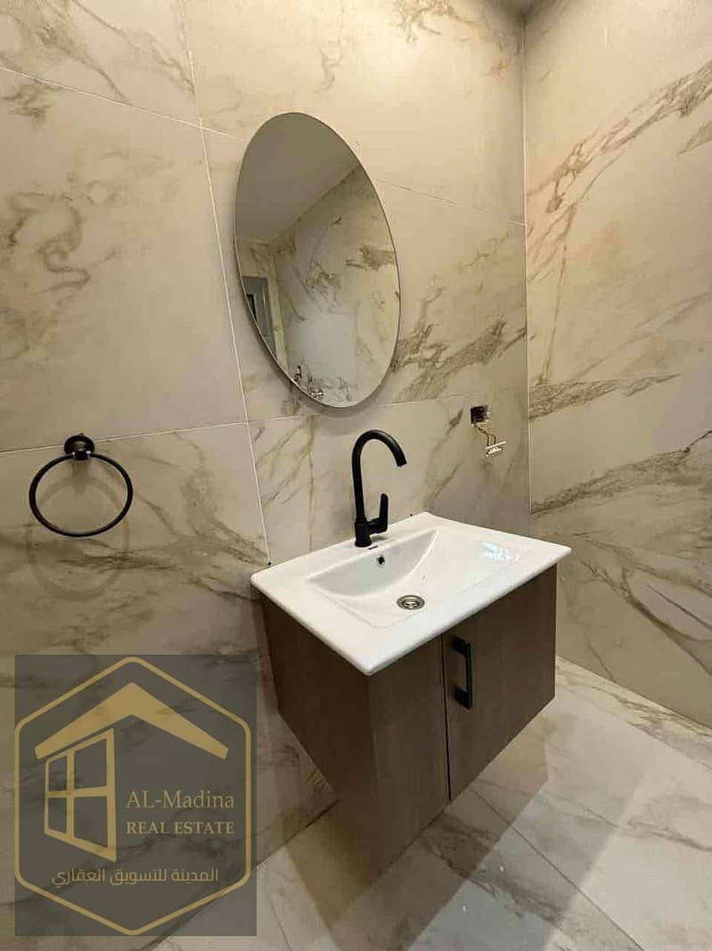 11 8273d802-7694-4fc8-b6f4-4eed008e45b6. jpg