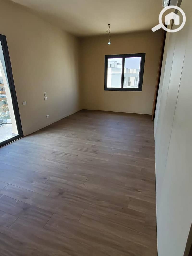 7 WhatsApp Image 2025-12-15 at 20.07. 29 (1). jpeg