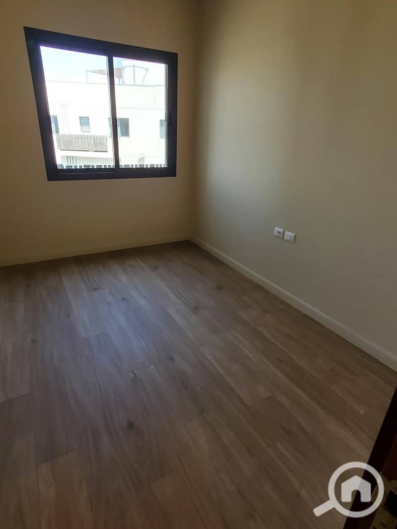 9 WhatsApp Image 2025-12-15 at 20.07. 26 (1). jpeg