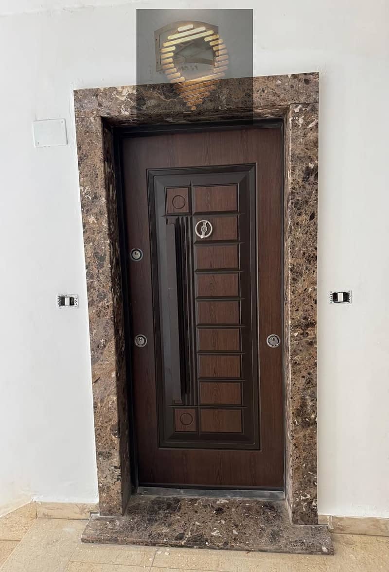 3 WhatsApp Image 2025-12-16 at 11.55. 13_7831b57a. jpg