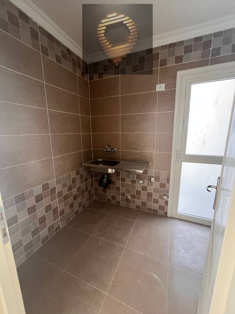 8 fbd13d92-790e-47b8-82a5-e0c0eee4569d. jpg