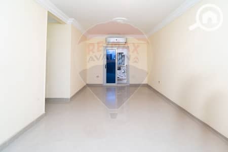 3 Bedroom Apartment for Sale in Smoha, Alexandria - 1. jpg 3 Bedroom Apartment for Sale in Smoha, Alexandria - 1. jpg